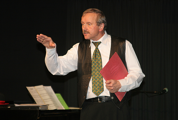 Humortherapeut Jürgen Theile - ein Notarzt in Not. Fotos: J. Theile
