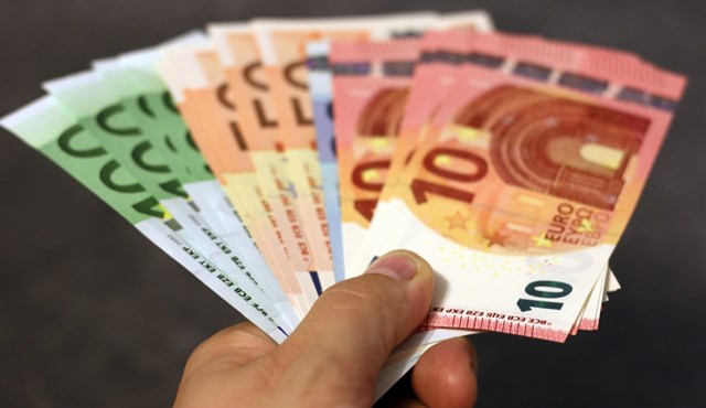 Sofort-Kredite bieten sich an, wenn man schnell ein Darlehen benötigt.